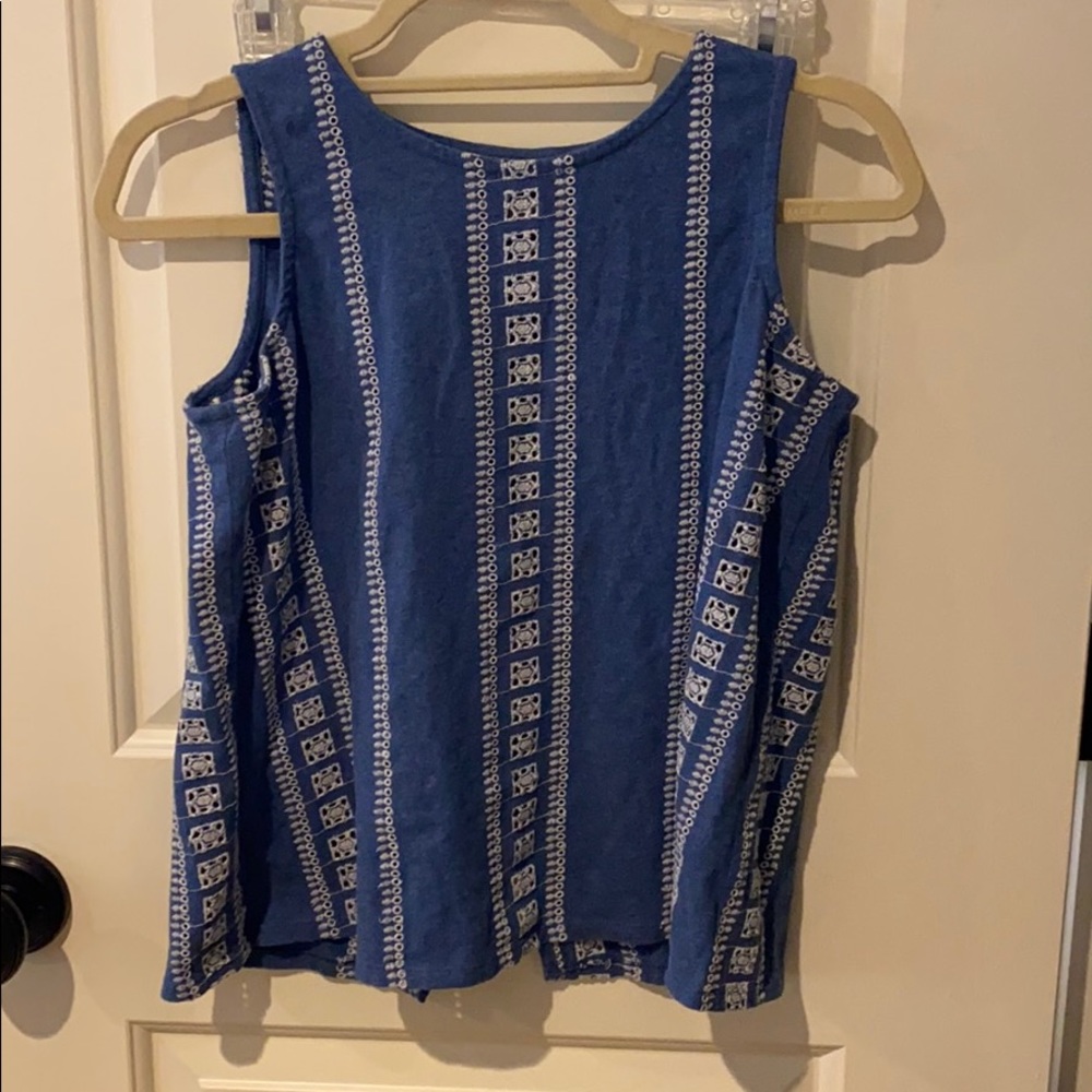 Women’s J-Jill Blue and white blouse